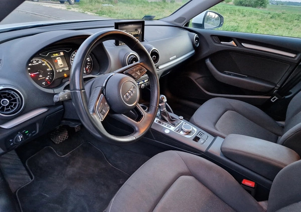 Audi A3 cena 69999 przebieg: 72310, rok produkcji 2017 z Leszno małe 254